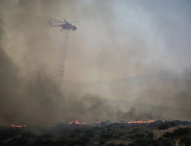 Εύβοια: Σε κατάσταση έκτακτης ανάγκης τρεις περιοχές εξαιτίας των πυρκαγιών